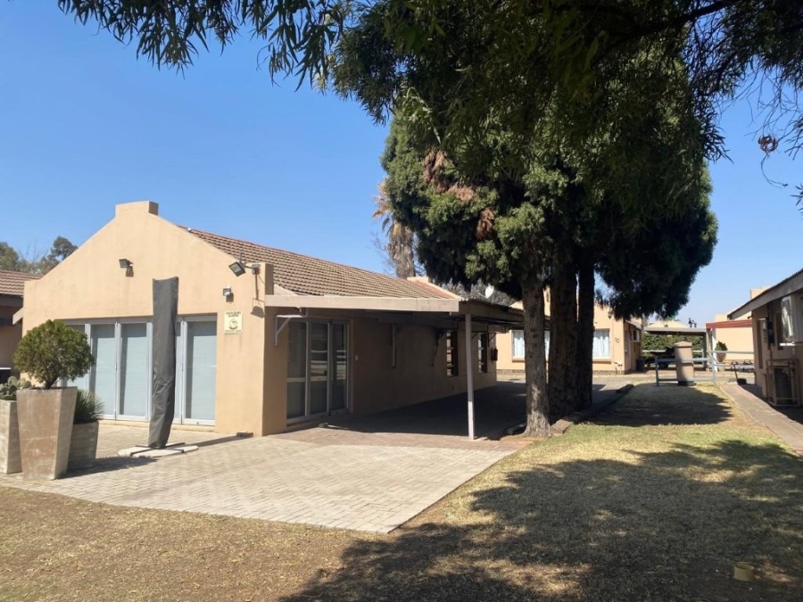 3 Bedroom Property for Sale in Louterwater Free State